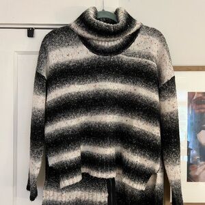 Saks Fifth Avenue Turtleneck Sweater